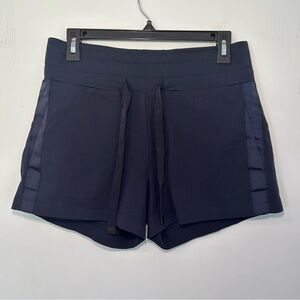 Athleta Navy Blue Metro Downtown 4” Athletic Shorts Size Small